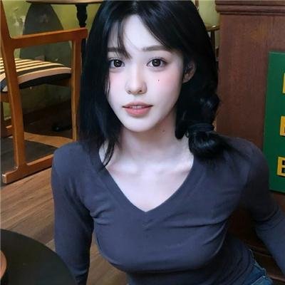 没有小鸟的天空海报